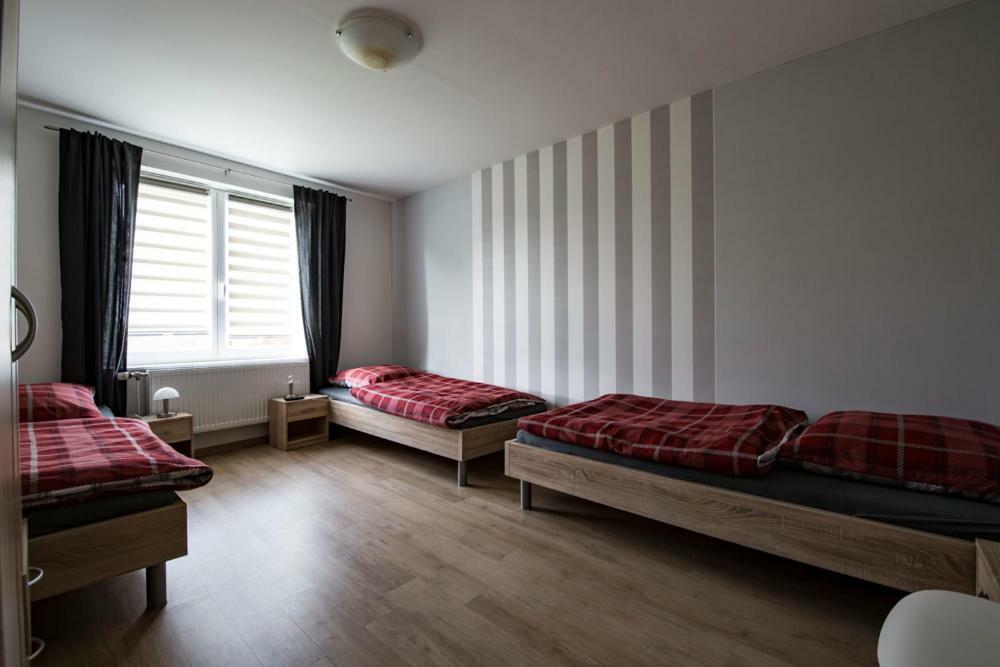 Apartment 3 *